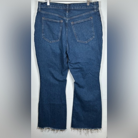 NWT Abercrombie & Fitch “Curve Love”Jeans. High Rise. Vintage Flare. Siz… - Picture 2 of 11